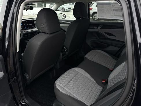 New 2026 Volkswagen Tiguan S AWD/4WD image 21