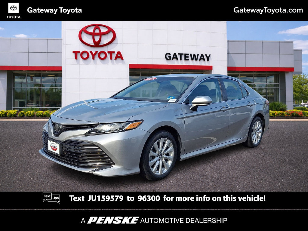 Certified 2018 Toyota Camry LE w/ Convenience Package FWD image 1