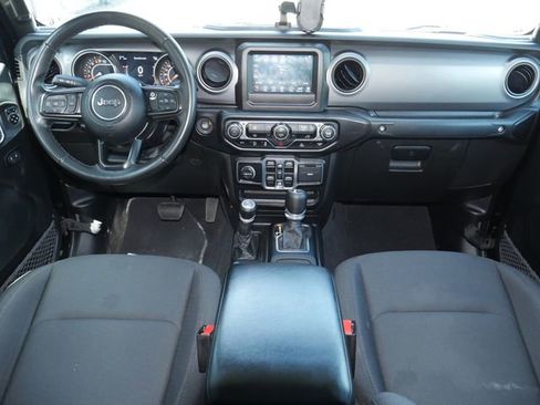Used 2022 Jeep Gladiator Sport AWD/4WD image 5