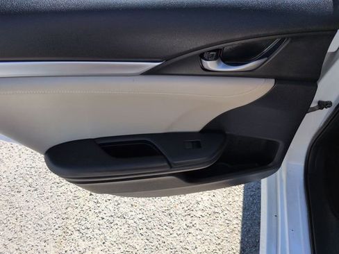 Used 2020 Honda Civic EX-L image 26
