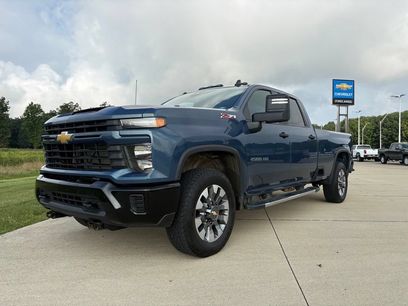 Used 2024 Chevrolet Silverado 2500 Custom w/ Custom Value Package