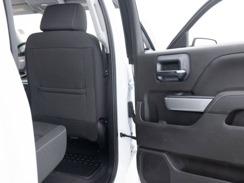 Used 2018 Chevrolet Silverado 1500 LT w/ All Star Edition image 34