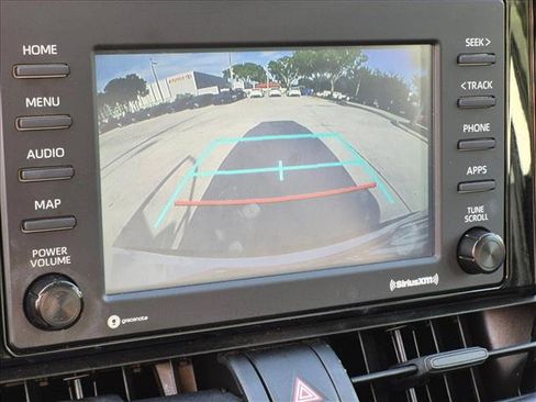 Used 2020 Toyota RAV4 LE FWD image 13
