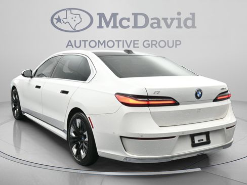 Used 2023 BMW i7 xDrive60 AWD/4WD image 7