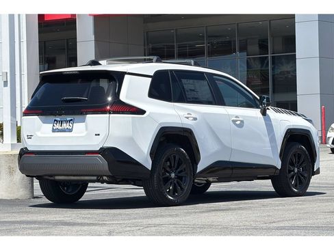 New 2026 Toyota RAV4 SE AWD/4WD image 4