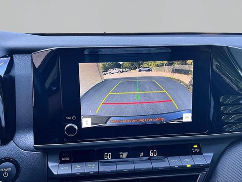 Certified 2025 Toyota Camry SE w/ Convenience Package FWD image 27