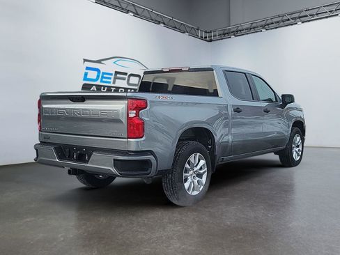 New 2026 Chevrolet Silverado 1500 Custom image 3