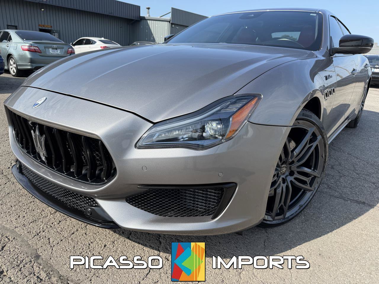 Used 2022 Maserati Quattroporte Modena RWD image 1