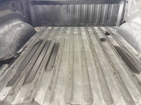 Used 2022 RAM 1500 Laramie w/ Sport Appearance Package image 18