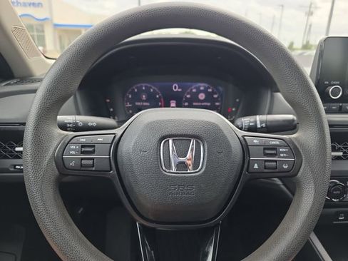 Used 2024 Honda Accord EX image 18