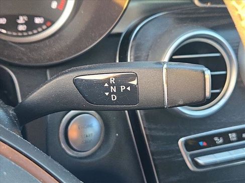 Used 2016 Mercedes-Benz GLC 300 image 11