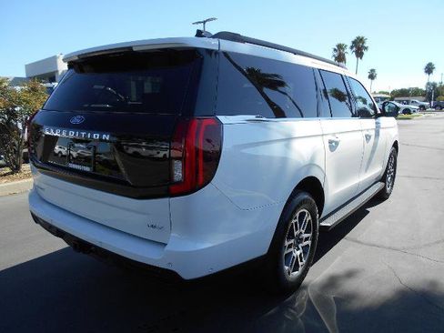 Certified 2025 Ford Expedition Max Active RWD image 7