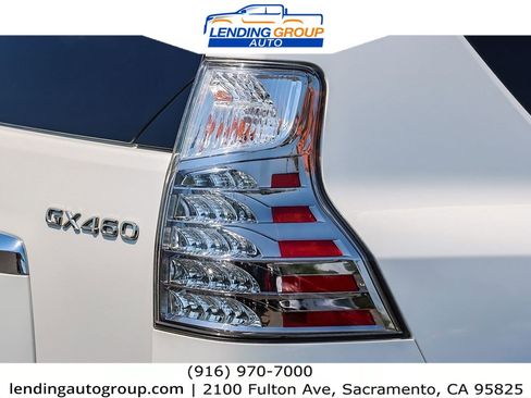 Used 2018 Lexus GX 460 Premium w/ Premium Package image 8
