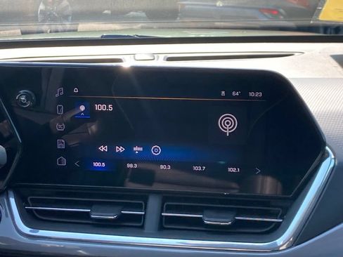 Used 2025 Chevrolet Trax ACTIV w/ Driver Confidence Package FWD image 17