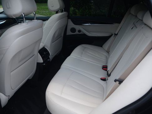 Used 2018 BMW X5 sDrive35i w/ M Sport Package RWD image 16