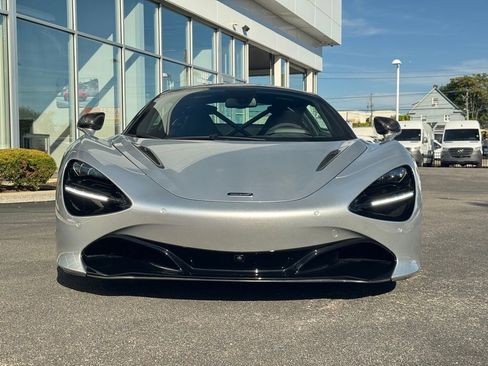 Used 2022 McLaren 720S Performance image 10