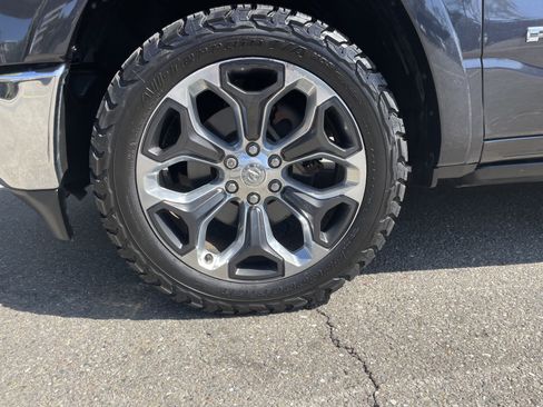 Used 2019 RAM 1500 Limited AWD/4WD image 19