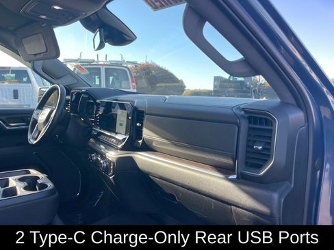 Used 2024 GMC Sierra 1500 SLT image 29