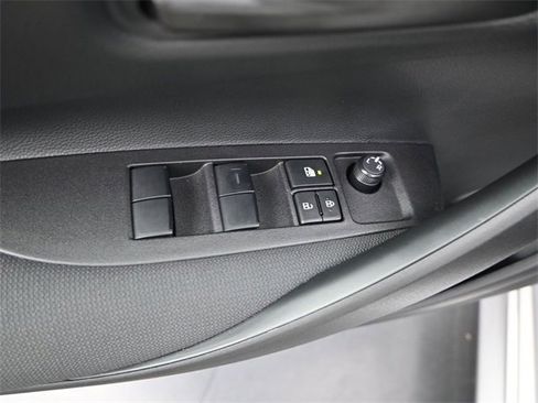 Used 2025 Toyota Corolla LE image 10