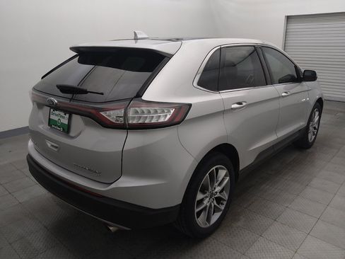 Used 2018 Ford Edge Titanium w/ Equipment Group 301A FWD image 9