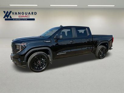 Used 2025 GMC Sierra 1500 Pro w/ Graphite Edition
