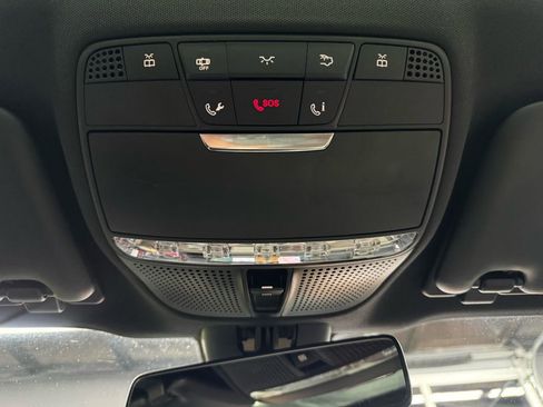 Used 2017 Mercedes-Benz E 400 4MATIC image 28