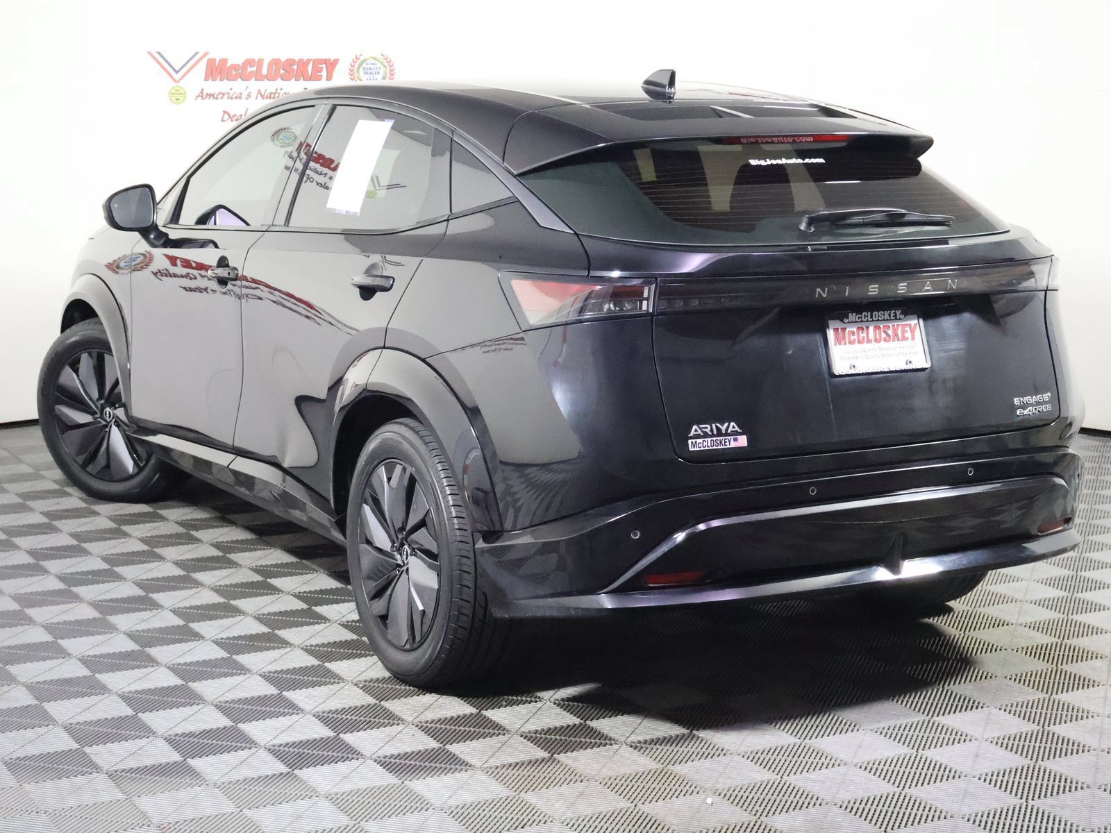 Used 2024 Nissan Ariya AWD image 16