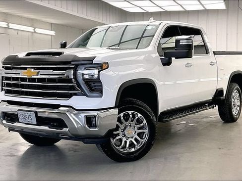 Certified 2024 Chevrolet Silverado 3500 LTZ w/ LTZ Plus Package AWD/4WD image 2