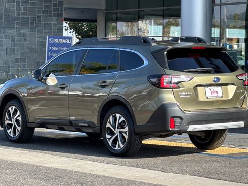 Certified 2022 Subaru Outback Limited AWD/4WD image 6