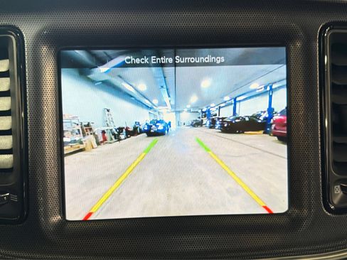 Used 2015 Dodge Challenger R/T w/ Quick Order Package 22D R/T RWD image 30