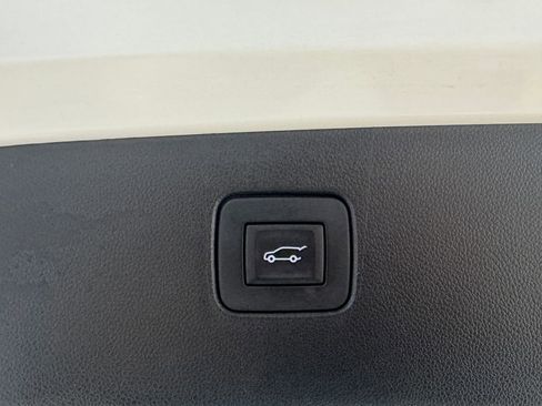 Certified 2024 Buick Envista Avenir FWD image 22