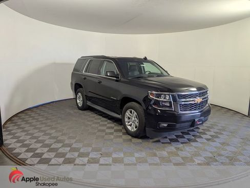 Used 2016 Chevrolet Tahoe LT w/ Luxury Package AWD/4WD image 5