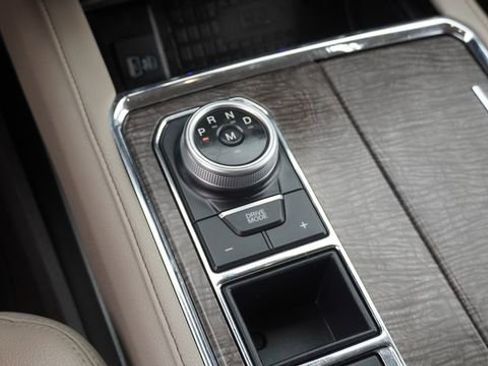 Used 2021 Ford Expedition Limited RWD image 26