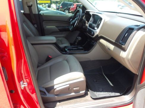 Used 2018 GMC Canyon SLT w/ Driver Alert Package RWD image 10