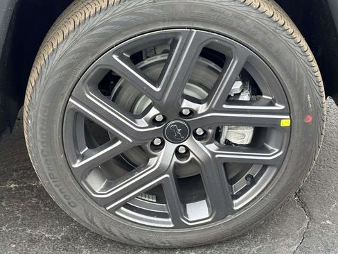 New 2026 Jeep Compass Limited image 29