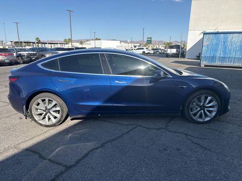 Used 2019 Tesla Model 3 Standard Range Plus RWD image 4