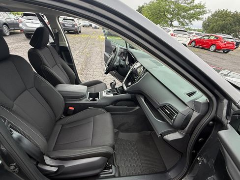 Certified 2025 Subaru Legacy Premium w/ Popular Package #1A image 11