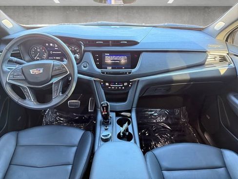 Used 2025 Cadillac XT5 Sportv w/ Technology Package image 11