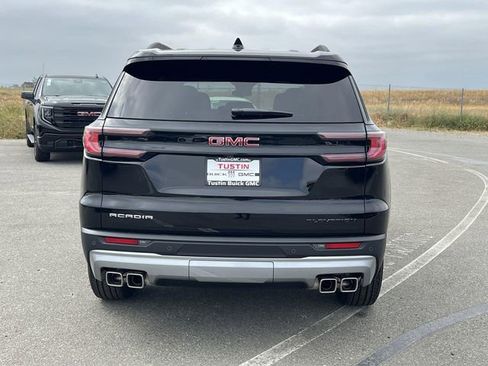 New 2025 GMC Acadia Elevation image 4
