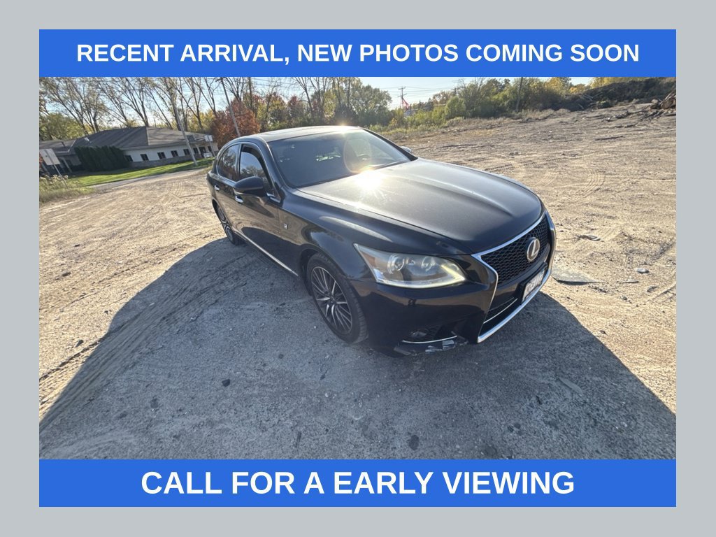 Used 2013 Lexus LS 460 AWD w/ F-Sport Pkg image 1