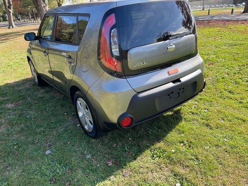 Used 2016 Kia Soul image 24