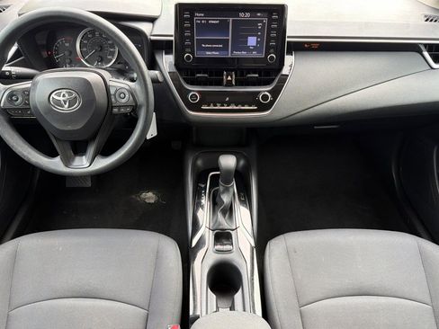 Used 2020 Toyota Corolla LE FWD image 12