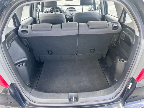 Used 2011 Honda Fit image 8