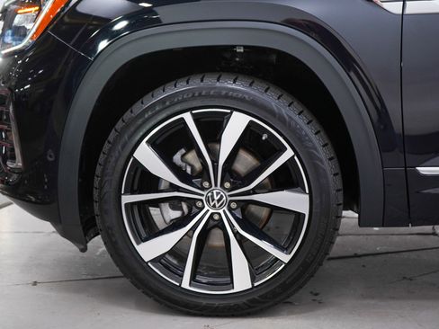 Used 2024 Volkswagen Atlas SEL Premium R-Line AWD/4WD image 31