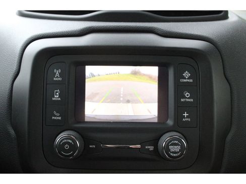 Used 2019 Jeep Renegade Sport image 31