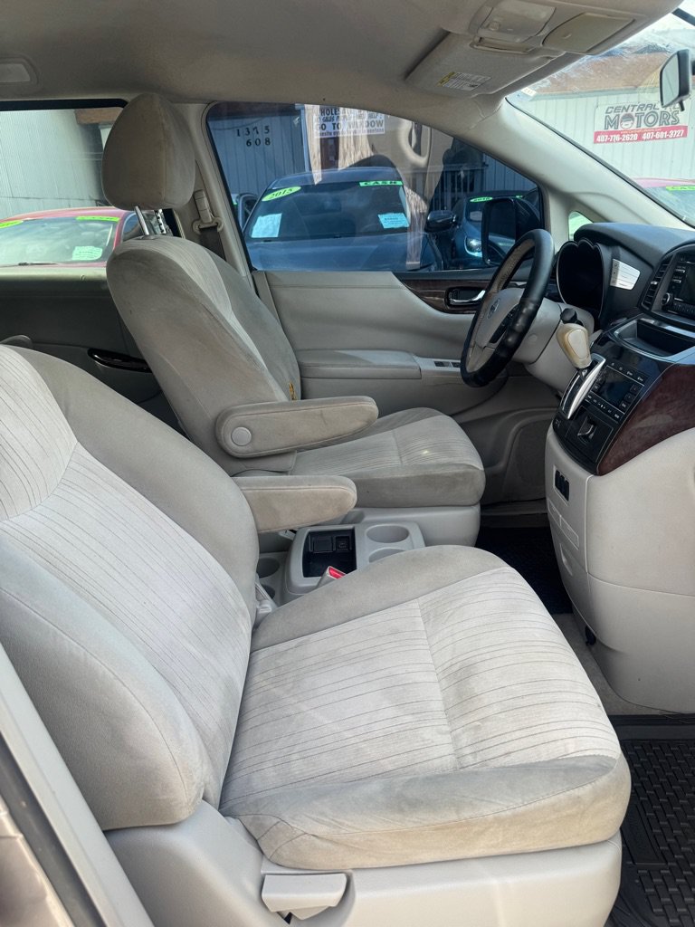 Used 2013 Nissan Quest SV FWD image 10