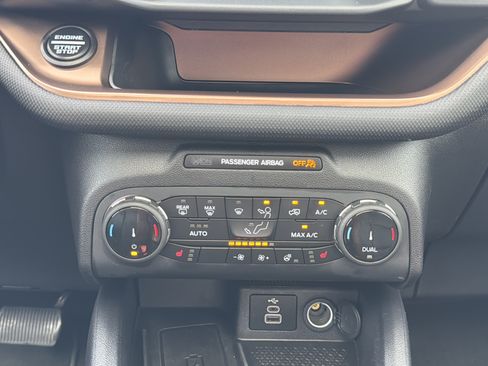 Used 2023 Ford Bronco Sport Outer Banks w/ Tech Package AWD/4WD image 21