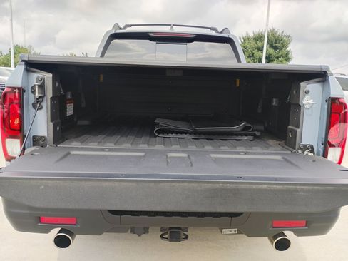 Certified 2023 Honda Ridgeline RTL image 15