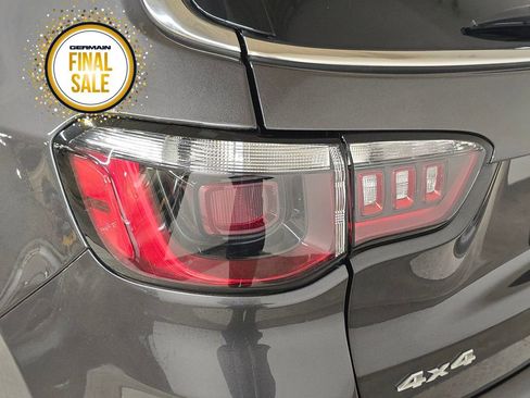 Used 2022 Jeep Compass Latitude w/ Convenience Group image 13