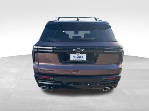 New 2026 Chevrolet Traverse RS w/ LPO, Floor Liner Package image 4